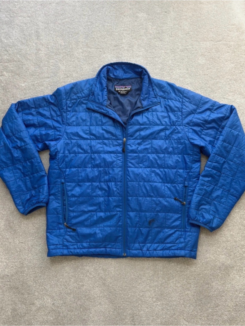 Patagonia Men’s Royal Blue Quilted Puffer Jacket
